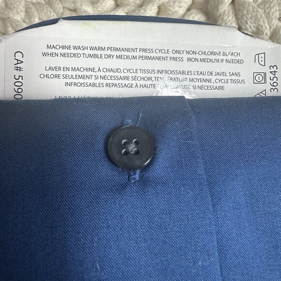 Van Heusen Dress Shirt 2X Large Estate Blue Solid Satin - Picture 5 of 6